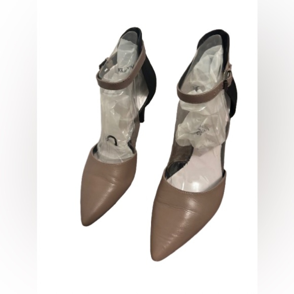 Franco Sarto L-Diamana Two-Tone Pointed Toe Heels – Size 7.5M